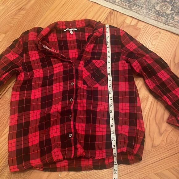 Victoria Secret Small Pajama Top Red Black Plaid Embroidered Chest Pocket - Picture 5 of 7